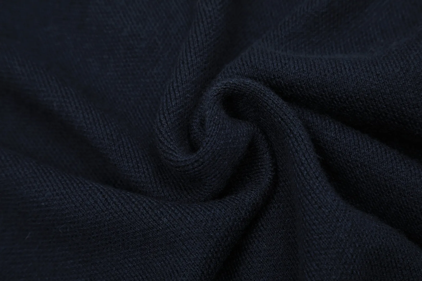 VIVI125 vivienne west wood Vivienne handsome preppy style wool metal button cardigan with huge upper body and beautiful size: S -M- L Color: navy blue gray